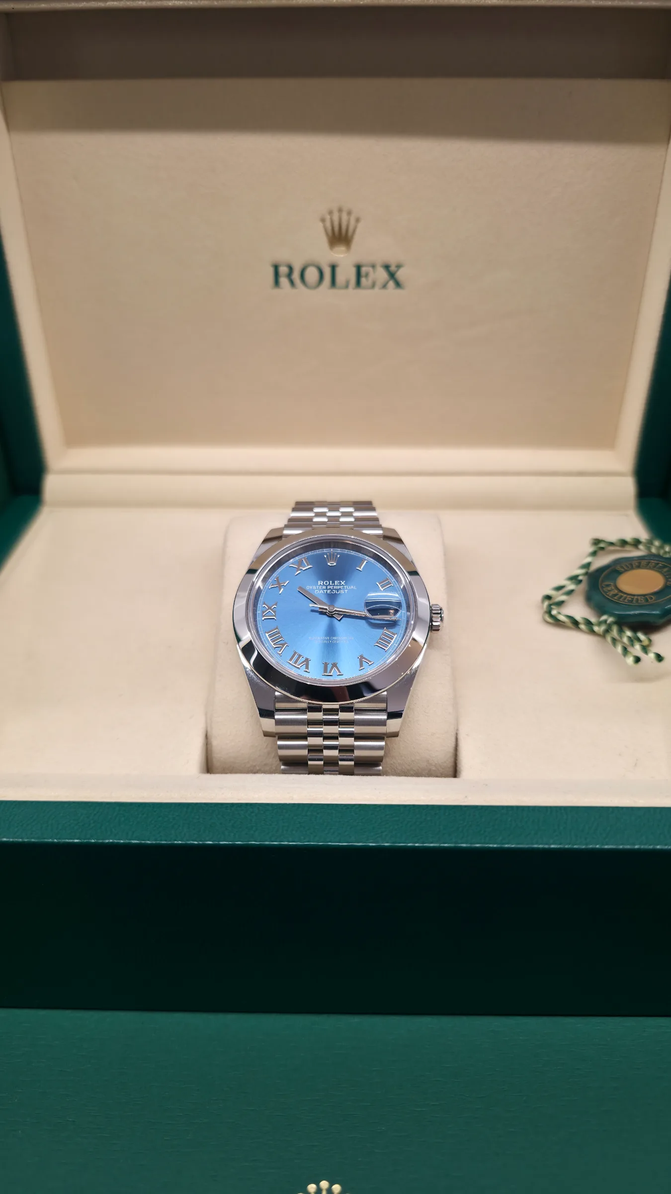 Rolex Datejust 41 Azzurro Blue Roman Dial Jubilee 2