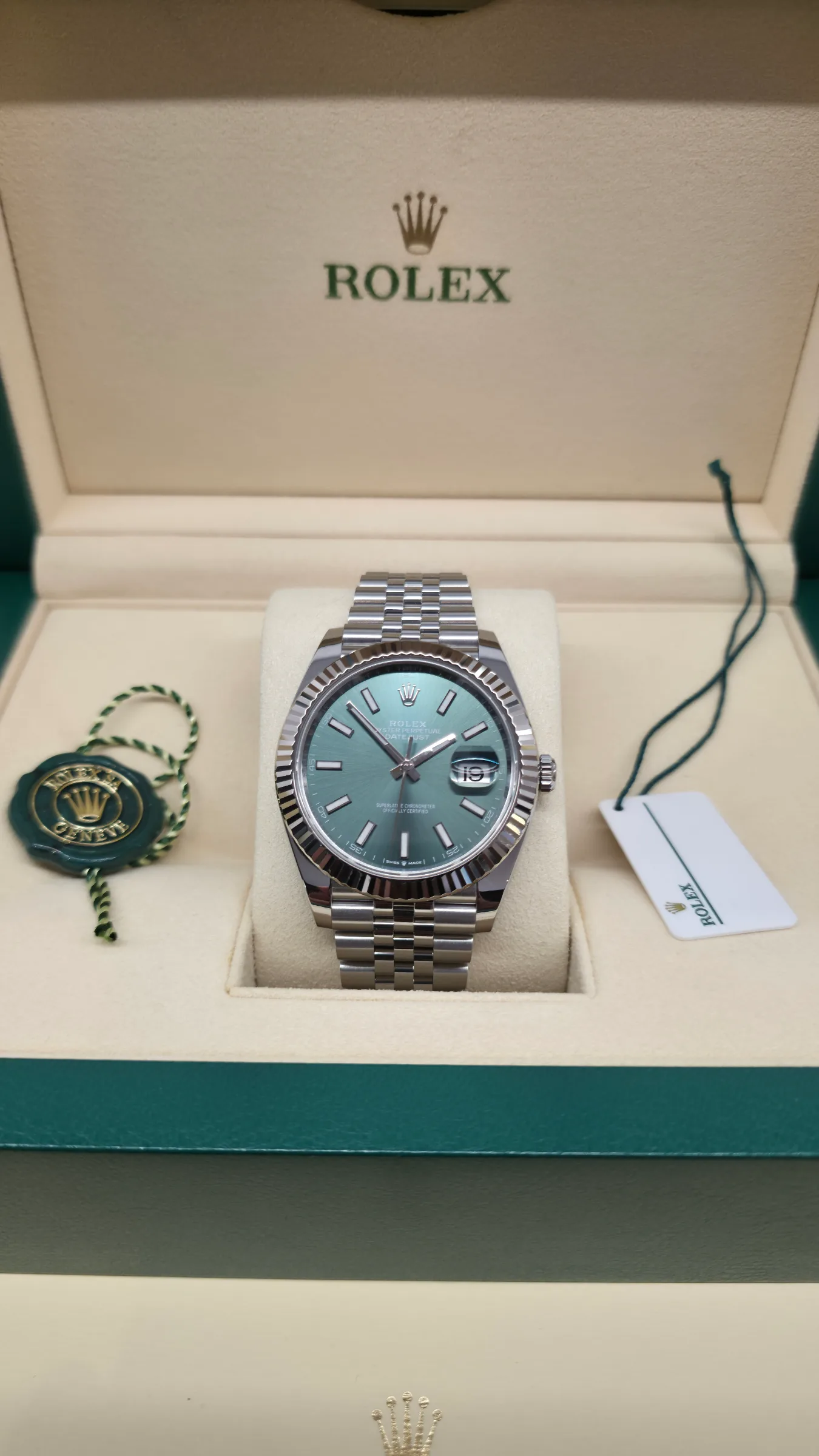 Rolex Datejust 41 Mint Green – 126334 - 2024 2