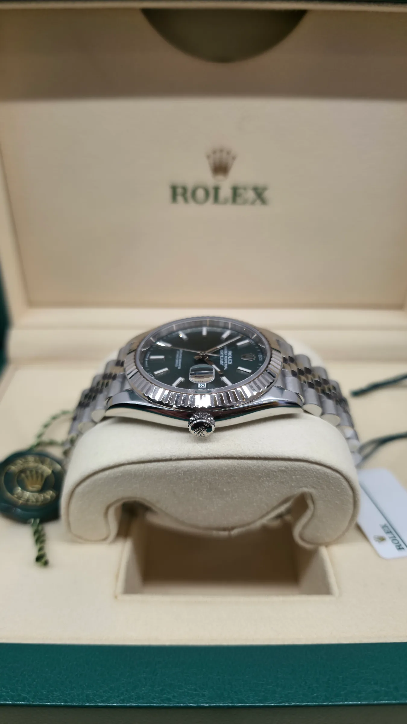 Rolex Datejust 41 Mint Green – 126334 - 2024 3