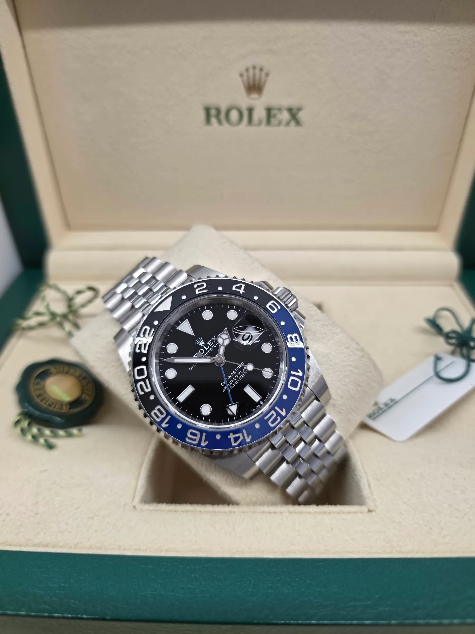 Rolex GMT-Master II “Batgirl” 1