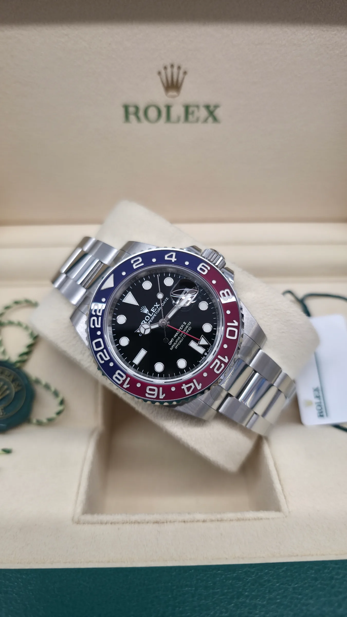 Rolex GMT-Master II “Pepsi” – 2022 1