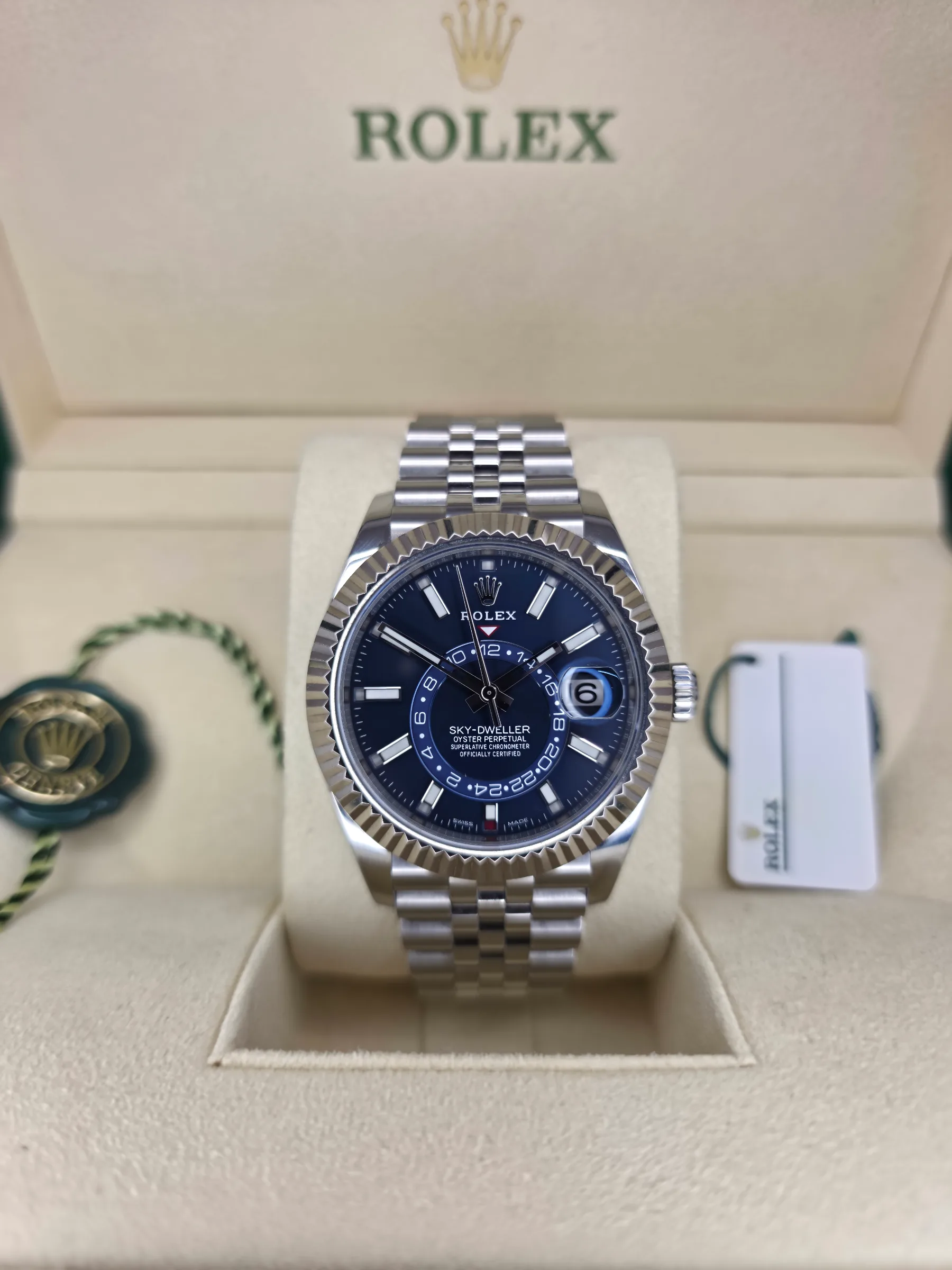 Rolex Sky-Dweller 42