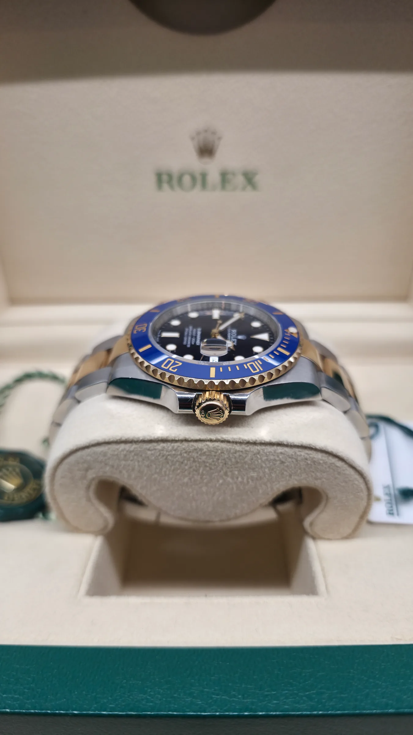 Rolex Submariner Date 126613LB “Bluesy” – 2022 3